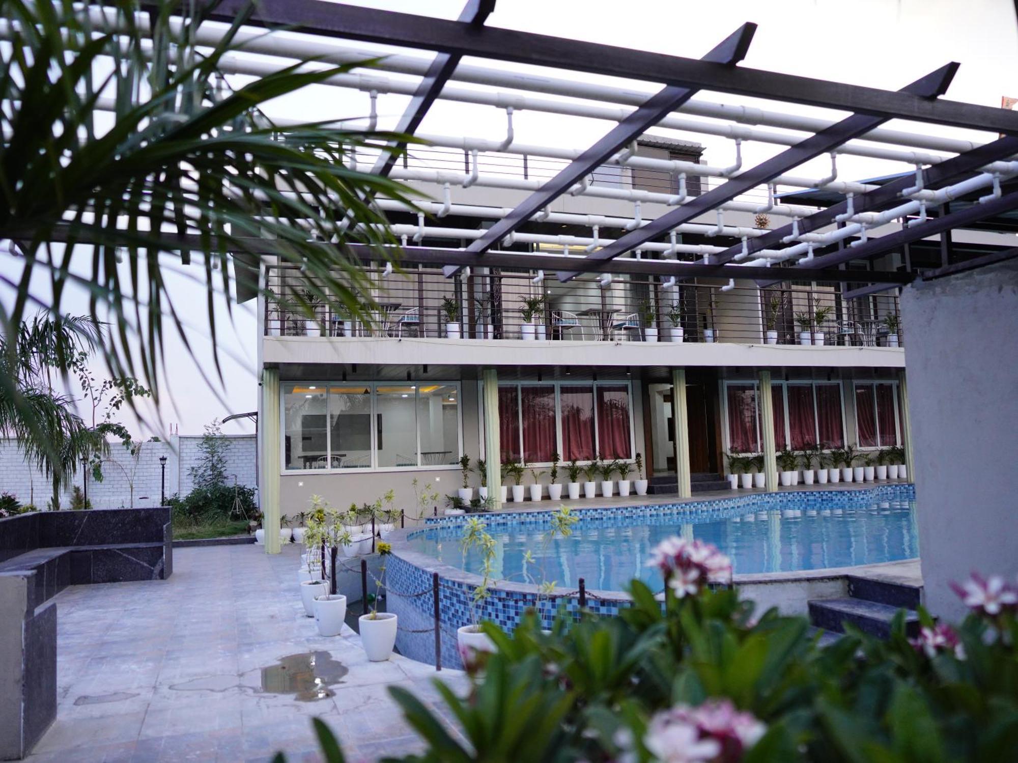 Fun O Farm Luxury Farm Villa Indore Luaran gambar